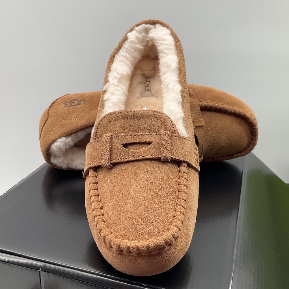 UGG Hailey Loafer Slippers Chestnut Suede Sheepskin Lined Flats 1019090 - Picture 2 of 11